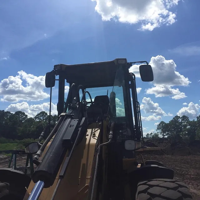 Heavy Equipment Glass Repair Jacksonville 1